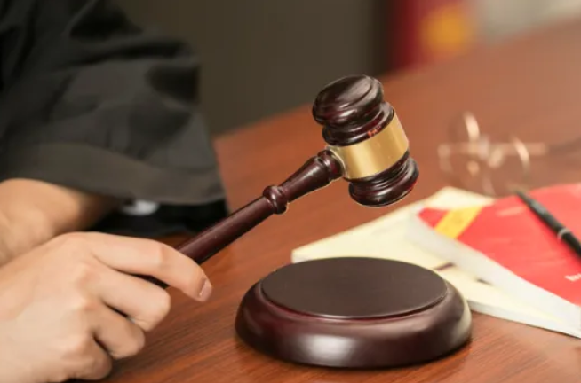 財(cái)務(wù)挪用公款怎么判刑